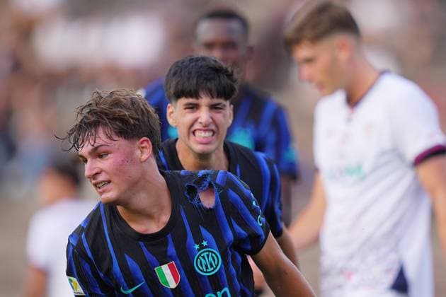 Inter Milan™s Mattia Mosconi celebrates after scoring 1-1 during the Primavera Italian Super Cup final 2025 soccer match between Inter and Cagliari at Arena Civica in Milan , North Italy , Tuesday , August 26 , 2025. - Soccer  Copyright: xSpada LaPressex