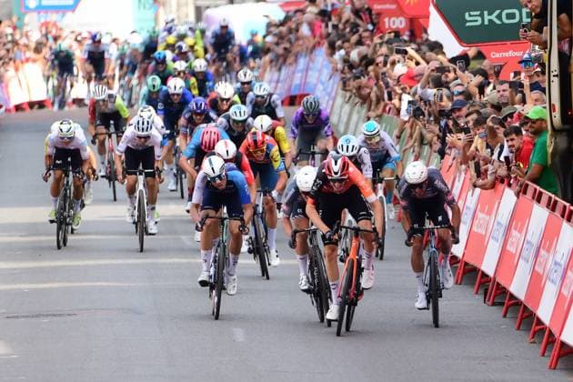 Vuelta 2025 - Stage 4 Susa And Voiron Ben Turner of the Ineos Grenadier team achieves victory during stage 4 of the La Vuelta cycling race between Susa and Voiron. The photo is taken in Voiron, France, on August 26, 2025. Voiron Isere France  Copyright: xRomainxDoucelinx originalFilename:doucelin-vuelta20250826_npObE.jpg