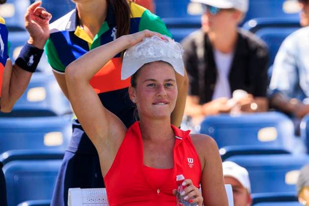 August 26, 2025, Flushing Meadows, New York, USA: Marta Kostyuk cools down during a change over in her match against Katie Boulter on Day 3 of the 2025 US Open at USTA Billie Jean King National Tennis Center on Tuesday August 26, 2025 in the Flushing neighborhood of the Queens borough of New York City. JAVIER ROJAS PI Flushing Meadows USA - ZUMAp124 20250826_zaa_p124_037 Copyright: xJavierxRojasx