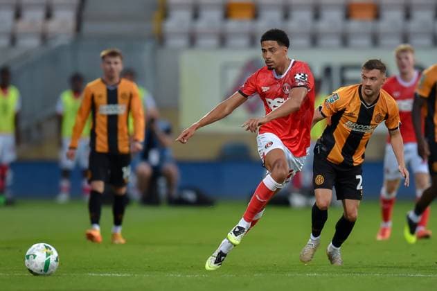 Cambridge United v Charlton Athletic Carabao Cup Harvey Knibbs of Charlton Athletic during the Carabao Cup Second Round match at the Cledara Abbey Stadium, Cambridge UK Newspapers OUT Copyright: xMartynxHaworthx FIL-22145-0153