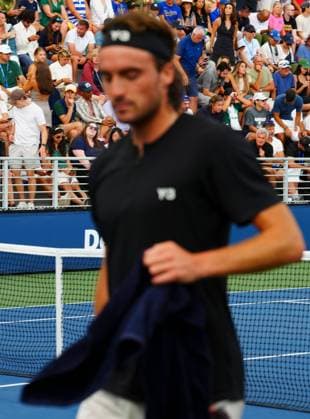 Stefanos Tsitsipas watched by his father 2025 US Open, Day Three, USTA Billie Jean King National Tennis Center, New York, USA - 26 Aug 2025New York USTA Billie Jean King National T New York (NY) United States of America  Copyright: xJavierxGarcia Shutterstockx 15451865fc