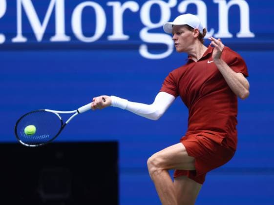 2025 US Open Tennis Championships, Day Three, Billy Jean-King Tennis Centre, Flushing Meadows, New York, USA, 26 08 2025 Jannik Sinner (ITA) in action during his first round match against Vit Kopriva (CZE) in the 2025 US Open at Flushing Meadows New York Billy Jean King Tennis Centre, Flushing Meadows New York USA Copyright: xMarkxGreenwoodx
