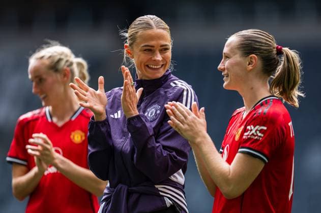 250827 Fridolina Rolfo and Elisabeth Terland of Manchester United after the UEFA Women s Champions League qualifying match between Manchester United and PSV Eindhoven on August 27, 2025 in Stockholm Photo Jonathan Näckstrand BILDBYRAN COP 94 JN0223 fotboll football soccer fotball uefa womens champions league manchester united wfc psv eindhoven dam bbeng  Copyright: JONATHANxNÄCKSTRAND BB250827JN011