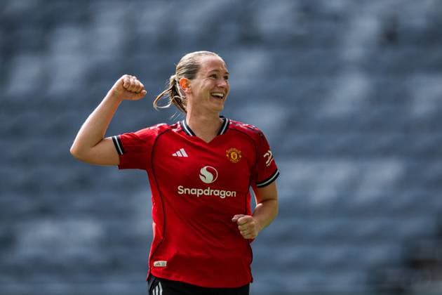 250827 Elisabeth Terland of Manchester United celebrates after 4 0 during the UEFA Women s Champions League qualifying match between Manchester United and PSV Eindhoven on August 27, 2025 in Stockholm Photo Jonathan Näckstrand BILDBYRAN COP 94 JN0223 fotboll football soccer fotball uefa womens champions league manchester united wfc psv eindhoven dam bbeng jubel celebration  Copyright: JONATHANxNÄCKSTRAND BB250827JN019
