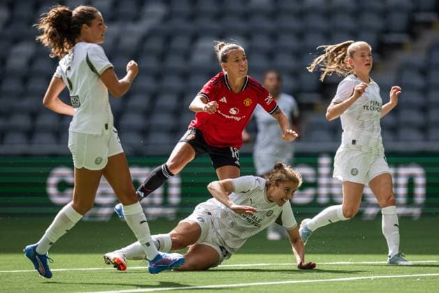 250827 Julia Zigiotti Olme of Manchester United during the UEFA Women s Champions League qualifying match between Manchester United and PSV Eindhoven on August 27, 2025 in Stockholm Photo Jonathan Näckstrand BILDBYRAN COP 94 JN0223 fotboll football soccer fotball uefa womens champions league manchester united wfc psv eindhoven dam bbeng  Copyright: JONATHANxNÄCKSTRAND BB250827JN075