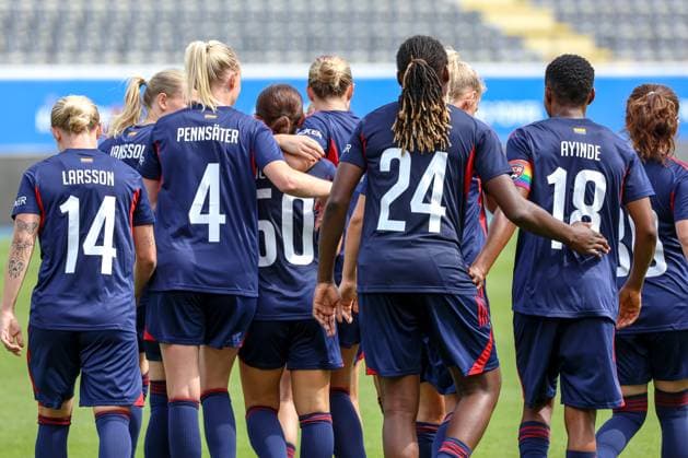 250827 UWCL ROSENGARD VS LJUBOTEN Rosengard players celebrating the goal of Filippa Sjostrom (50) of FC Rosengard (2-0) during women™s soccer match between FC Rosengard (SWE) and ZFK Ljuboten (MKD), group 3, second qualifying round of Women™s Champions League 2025-2026 on Wednesday 27 August 2025 in Leuven, Belgium. PHOTO SPORTPIX SEVIL OKTEM LEUVEN DEN DREEF VLAAMS BRABANT BELGIUM  Copyright: xSportpix.bex xSevilxOktemxSevilxOktemx