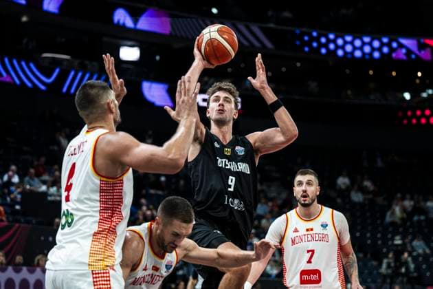 250827 Franz Wagner of Germany during the FIBA Eurobasket 2025 championship group stage game between Montenegro and Germany on August 27, 2025 in Tampere. Photo: Maxim ThorÃ BILDBYRAN kod MT MT0843 basket basketball basket-em basket-em 2025 em fiba eurobasket 2025 european championships montenegro tyskland germany bbeng *** 250827 Franz Wagner of Germany during the FIBA Eurobasket 2025 championship group stage game between Montenegro and Germany on August 27, 2025 in Tampere Photo Maxim ThorÃ BILDBYRAN kod MT MT0843 basket basketball basket em basket em 2025 em fiba eurobasket 2025 european championships montenegro deutschland germany bbeng  Copyright: MAXIMxTHORE BB250827MT022