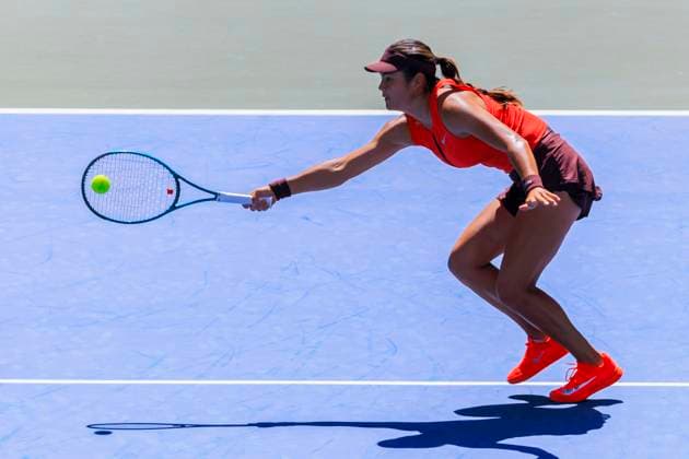 August 27, 2025, Flushing Meadows, New York, USA: Emma Raducanu hits a forehand during a match against Janice Tjen on Day 4 of the 2025 US Open at USTA Billie Jean King National Tennis Center on Wednesday August 27, 2025 in the Flushing neighborhood of the Queens borough of New York City. JAVIER ROJAS PI Flushing Meadows USA - ZUMAp124 20250827_zaa_p124_004 Copyright: xJavierxRojasx