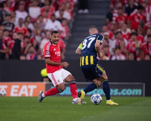 August 27, 2025, Lisboa, Lisboa, Portugal: VANGELIS PAVLIDIS from SL Benfica seen on action during the UEFA Champions League playoff match between SL Benfica and Fenerbahce SK at Estadio do Lisboa e Benfica on August 27, 2025 in Lisboa, Portugal. Lisboa Portugal - ZUMAl192 20250827_zsp_l192_037 Copyright: xMiguelxLemosx