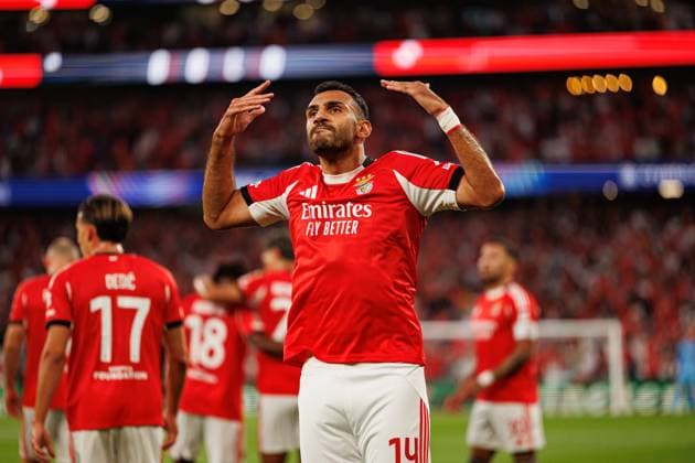Vangelis Pavlidis seen celebrating after scoring goal during Champions League qualifying game between SL Benfica and Fenerbahce SK (Maciej Rogowski) Lisbon Estadio Da Luz Portugal Copyright: xMaciejxRogowskix slbfener2526-27