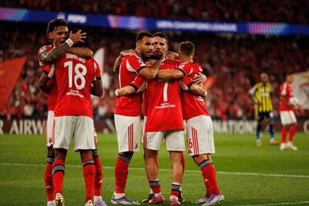 Players of Benfica seen celebrating after goal during Champions League qualifying game between SL Benfica and Fenerbahce SK (Maciej Rogowski) Lisbon Estadio Da Luz Portugal Copyright: xMaciejxRogowskix slbfener2526-44