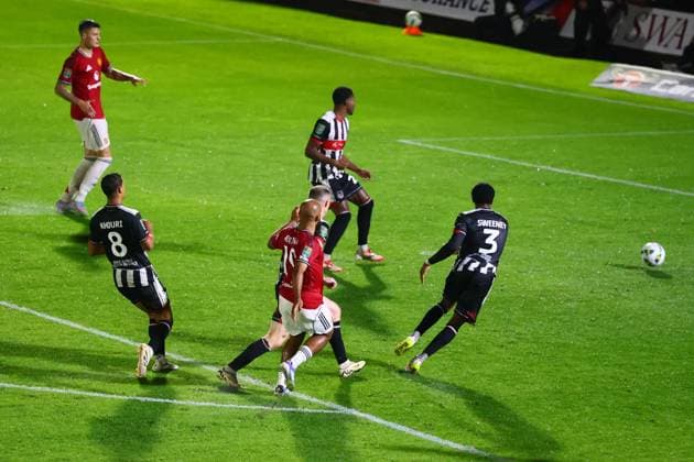 Brian Mbeumo of Manchester United, ManU scores to make it 2-1 Grimsby Town v Manchester United, EFL Carabao Cup, Second Round, Football, Blundell Park, Grimsby, UK - 27 Aug 2025Grimsby Blundell Park United Kingdom EDITORIAL USE ONLY No use with unauthorised audio, video, data, fixture lists, club league logos or live services. Online in-match use limited to 120 images, no video emulation. No use in betting, games or single club league player publications.  Copyright: xPaulxCurrie Shutterstockx 15457582cb