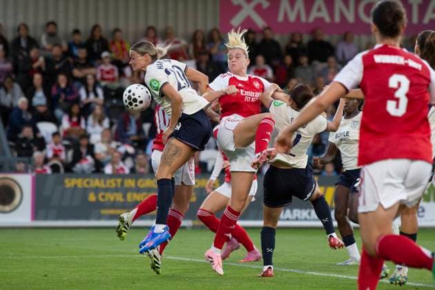 Alessia Russo of Arsenal Women heads at goal during the Pre-season Friendly match between Arsenal Women and West Ham United Women at Meadow Park, Borehamwood, England on 27 August 2025. Copyright: xJoshuaxSmithx 43810013