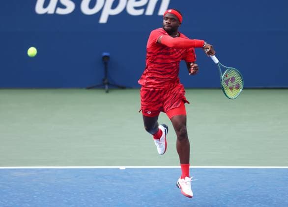 2025 US Open Tennis Championships, Day Four, Billy Jean-King Tennis Centre, Flushing Meadows, New York, USA, 27 08 2025 Frances Tiafoe (USA) in action during his second round match against Martin Damm (USA) in the 2025 US Open at Flushing Meadows New York Billy Jean King Tennis Centre, Flushing Meadows New York USA Copyright: xMarkxGreenwoodx