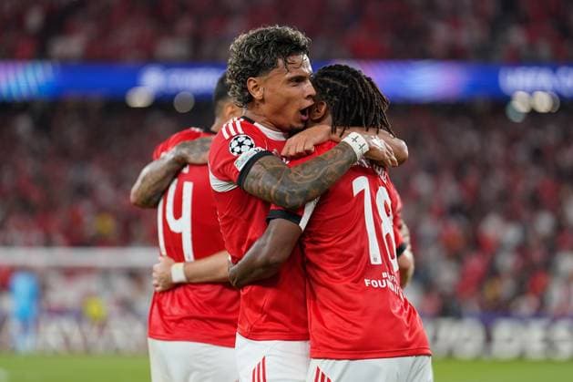 August 27, 2025, Lisbon, Portugal: Vangelis Pavlidis of SL Benfica (L), Richard Rios of SL Benfica (C) and Leandro Barreiro of SL Benfica (R) celebrate a goal during UEFA Champions League 2025 26 Play-offs 2nd leg between SL Benfica and Fenerbahce SK at Estadio da Luz. Final score SL Benfica 1 : 0 Fenerbahce SK Lisbon Portugal - ZUMAs197 20250827_aaa_s197_597 Copyright: xBrunoxdexCarvalhox