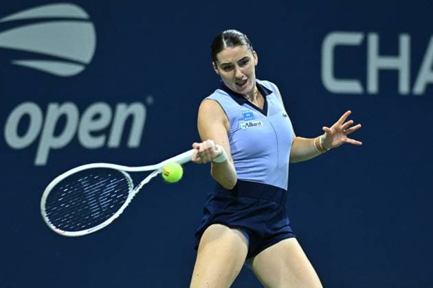 US Open - Second Round Elsa Jacquemot (FRA) during her second round match at the 2025 US Open at Billie Jean National Tennis Center in New York City, NY, USA, on August 27, 2025. Photo by Corinne Dubreuil ABACAPRESS.COM New York city United States  Copyright: xDubreuilxCorinne ABACAx