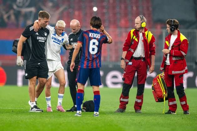 FC Copenhagen v FC Basel, UEFA Champions League qualification, Copenhagen, Denmark Copenhagen, Denmark. 27th, August 2025. Magnus Mattsson (8) of FC Copenhagen leaves the pitch injured during the UEFA Champions League qualification match between FC Copenhagen and FC Basel at Parken in Copenhagen. Denmark, Copenhagen  Copyright: xGonzalesxPhoto TobiasxJorgensenx