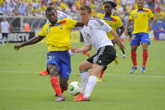 May 29, 2013 - Boca Raton, FL, United States - Germany forward Max Kruse (20) and Ecuador s Gabriel Achilier go for a ball during an International Friendly, Länderspiel, Nationalmannschaft at FAU Stadium in Boca Raton, Florida on May 29, 2013. Germany won 4-2...ZUMA PRESS Scott A. Miller Copyright: xScottxA.xMillerx