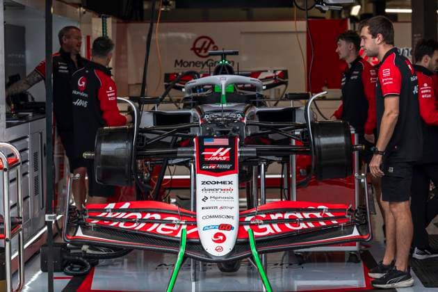 Formula 1 Heineken Dutch Grand Prix 2025 Alexis Perrin OVERTAKE MAXPPP - Zandvoort 28 08 2025 MoneyGram Haas F1 Team Car in the box pitlane at the Formula 1 Heineken Dutch Grand Prix 2025, the 15th round of the 2025 FIA Formula 1 World Championship, WM, Weltmeisterschaft at Circuit Zandvoort in Zandvoort, Netherlands, from 28 to 31 August 2025 Zandvoort Netherlands  Copyright: xOVERTAKE MAXPPPxAlexisxPerrinx OVT202508286589 OVT202508286589