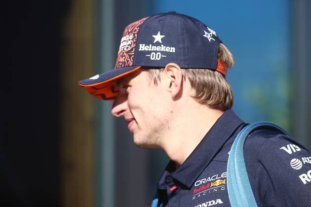 28 08 2025, xsvx, Motorsport FIA Formula 1, 2025 Dutch Grand Prix v l Max Verstappen Oracle Red Bull Racing starting number 1 FIA REGULATIONS PROHIBIT ANY USE OF PHOTOGRAPHS as IMAGE SEQUENCES and or QUASI VIDEO Zandvoort