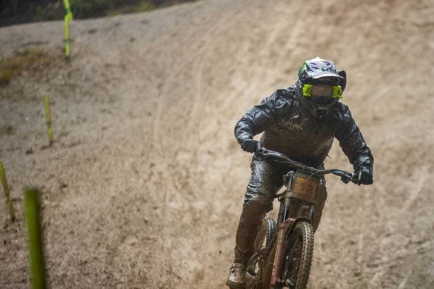 Whoop UCI Downhill Worldcup Les Gets SHAW Luca CANYON CLLCTV FACTORY TEAMat Whoop UCI Downhill Worldcup Les Gets , 28 08 2025,in Les Gets ,FRA Photo Sebastian Sternemann