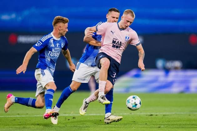 250828 Daniel Gudjohnsen of Malmö FF and Tomas Huk of SK Sigma Olomouc during the second leg UEFA Europa League play off football match between SK Sigma Olomouc and Malmö FF on August 28, 2025 in Olomouc Photo Petter Arvidson BILDBYRAN kod PA PA1072 fotboll football soccer fotball uefa europa league europa league malmö ff sk sigma olomouc bbeng playoff  Copyright: PETTERxARVIDSON BB250828PA117