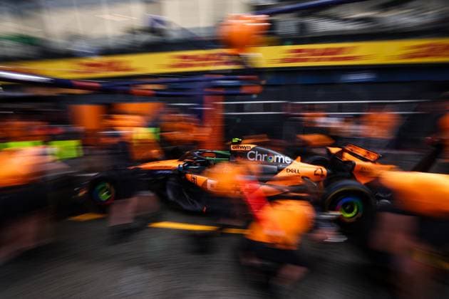 McLaren F1 Team during pit stop practice, F1 Grand Prix of the Netherlands at Circuit Zandvoort on August 28, 2025 in Zandvoort, Netherlands Photo by HOCH ZWEI Zandvoort Netherlands