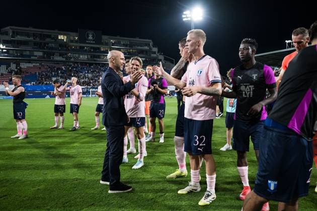 250828 Head coach Henrik Rydström and Daniel Gudjohnsen of Malmö FF after the second leg UEFA Europa League play off football match between SK Sigma Olomouc and Malmö FF on August 28, 2025 in Olomouc Photo Petter Arvidson BILDBYRAN kod PA PA1072 fotboll football soccer fotball uefa europa league europa league malmö ff sk sigma olomouc bbeng playoff  Copyright: PETTERxARVIDSON BB250828PA157