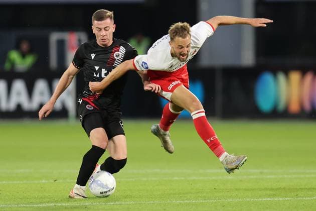 David Min of FC Utrecht battles for the ball with Karlo Abramovic of Zrinjski during the match FC Utrecht Zrinjski at the Galgenwaard for the Europa League play off season 2024 2025 in Utrecht, Netherlands on 28 august 2025, photo by Peter Lous EYE4images DeFodi Images