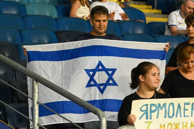 2025.08.28 Lublin Pilka nozna eliminacje Ligi Europy UEFA sezon 2025 2026 Dinamo Kijow - Maccabi Tel-Aviv N z Kibic Maccabi Foto Wojciech Szubartowski PressFocus 2025.08.28 Lublin Football UEFA Europa League season 2025 2026 Dinamo Kyiv - Maccabi Tel-Aviv Maccabi supporter Credit: Wojciech Szubartowski PressFocus NEWSPIX.PL --- newspix.pl POLAND OUT! 