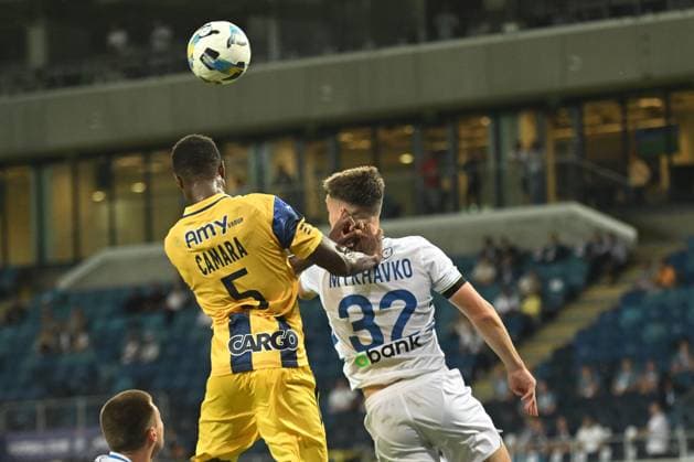 2025.08.28 Lublin Pilka nozna eliminacje Ligi Europy UEFA sezon 2025 2026 Dinamo Kijow - Maccabi Tel-Aviv N z Mohamed Ali Camara Taras Mykhavko Foto Wojciech Szubartowski PressFocus 2025.08.28 Lublin Football UEFA Europa League season 2025 2026 Dinamo Kyiv - Maccabi Tel-Aviv Mohamed Ali Camara Taras Mykhavko Credit: Wojciech Szubartowski PressFocus NEWSPIX.PL --- newspix.pl POLAND OUT! 