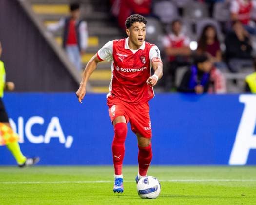 August 28, 2025, Braga, Braga, Portugal: VITOR CARVALHO from SC Braga seen on action during the UEFA Europe League 2025 26 playoff match between SC Braga and Lincoln Red Imps at Estadio Municipal de Braga on August 28, 2025 in Braga, Portugal. Braga Portugal - ZUMAl192 20250828_zsp_l192_031 Copyright: xMiguelxLemosx