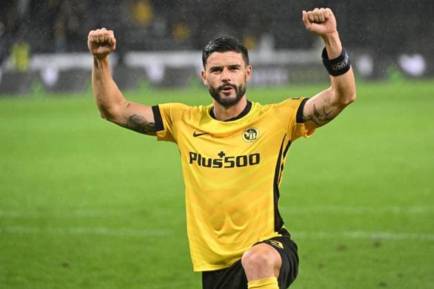 28 08 2025, Bern, Wankdorf, Uefa Europa League, Playoffs, BSC Young Boys Slovan Bratislava, 23 Loris Benito Young Boys celebrates victory Bern Wankdorf Bern Switzerland Copyright: xJustPictures.ch ManuelxWinterbergerx jp-de-MaWi-MWI_1450