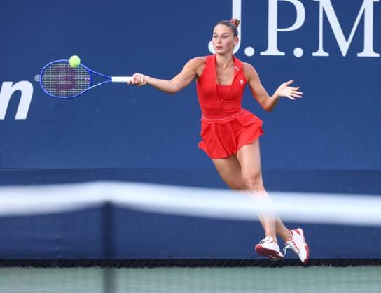 2025 US Open Tennis Championships, Day Five, Billy Jean-King Tennis Centre, Flushing Meadows, New York, USA, 28 08 2025 Marta Kostyuk (UKR) in action during her second round match against Zeynep Sonmez (TUR) in the 2025 US Open at Flushing Meadows New York Billy Jean King Tennis Centre, Flushing Meadows New York USA Copyright: xMarkxGreenwoodx