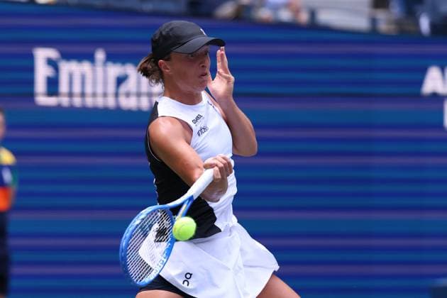 August 28, 2025, New York City, New York, United States: IGA SWIATEK of Poland during the match against S. Lamens of NederlandÃ¢â‚¬â ¢s in the second round of US Open 2025 at the USTA Billie Jean King National Tennis Center. Queens, New York City. Swiatek won 6:1, 4:6, 6:4. New York City United States - ZUMAc278 20250828_zsp_c278_011 Copyright: xMarcinxCholewinskix