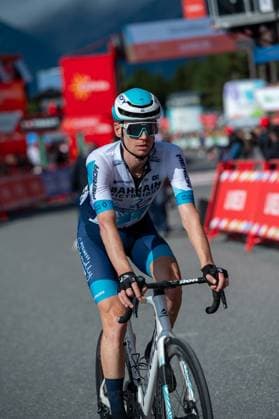 La Vuelta - 80th Tour of Spain 2025 - Stage 6 Damiano Caruso from Italy of Team Bahrain Victorious participates in stage 6 of La Vuelta 2025, which connects Olot in Girona and Pal in Andorra, on August 28, 2025. Andorra Arinsal Andorra  Copyright: xMartinxSilvaxCosentinox originalFilename:silvacosentino-damianoc250828_nppCq.jpg