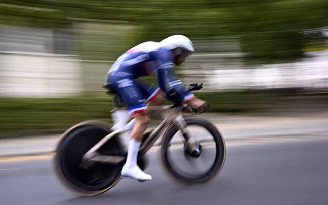 France Thomas Peyroton Dartet (MC3) pictured in action during the individual time trial at the UCI Para-cycling Road World Championships, Friday 29 August 2025, in Ronse. The UCI Para-Cycling Road World Championships take place from 28 to 31 Augustus in Ronse. JASPERxJACOBS  x132719924x