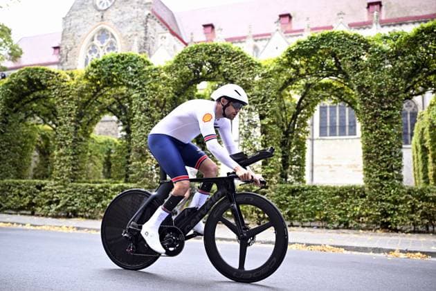 Great Britain Benjamin Watson (MC3) pictured in action during the individual time trial at the UCI Para-cycling Road World Championships, Friday 29 August 2025, in Ronse. The UCI Para-Cycling Road World Championships take place from 28 to 31 Augustus in Ronse. JASPERxJACOBS  x132719937x