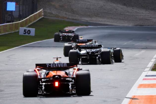 F1 - DUTCH GRAND PRIX 2025 63 RUSSELL George (gbr), Mercedes AMG F1 Team W16, action during the 2025 Formula 1 Heineken Dutch Grand Prix, 15th round of the 2025 FIA Formula One World Championship, WM, Weltmeisterschaft from August 29 to 31, 2025 on the Zandvoort Circuit, in Zandvoort, Netherlands - ZandvoortNetherlands  Copyright: xFLORENTxGOODENx