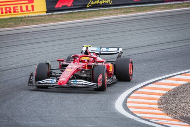 Formula 1 Heineken Dutch Grand Prix 2025 Laurent Lefebvre OVERTAKE MAXPPP - Zandvoort 29 08 2025 44 HAMILTON Lewis (gbr), Scuderia Ferrari HP, actionat the Formula 1 Heineken Dutch Grand Prix 2025, the 15th round of the 2025 FIA Formula 1 World Championship, WM, Weltmeisterschaft at Circuit Zandvoort in Zandvoort, Netherlands, from 28 to 31 August 2025 Zandvoort Netherlands  Copyright: xOVERTAKE MAXPPPxLaurentxLefebvrex OVT202508299328 OVT202508299328