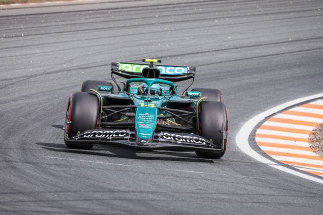 Formula 1 Heineken Dutch Grand Prix 2025 Laurent Lefebvre OVERTAKE MAXPPP - Zandvoort 29 08 2025 14 ALONSO Fernando (esp), Aston Martin Aramco Cognizant, action at the Formula 1 Heineken Dutch Grand Prix 2025, the 15th round of the 2025 FIA Formula 1 World Championship, WM, Weltmeisterschaft at Circuit Zandvoort in Zandvoort, Netherlands, from 28 to 31 August 2025 Zandvoort Netherlands  Copyright: xOVERTAKE MAXPPPxLaurentxLefebvrex OVT202508299329 OVT202508299329