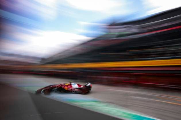 F1 - DUTCH GRAND PRIX 2025 44 HAMILTON Lewis (gbr), Scuderia Ferrari SF-25, action during the 2025 Formula 1 Heineken Dutch Grand Prix, 15th round of the 2025 FIA Formula One World Championship, WM, Weltmeisterschaft from August 29 to 31, 2025 on the Zandvoort Circuit, in Zandvoort, Netherlands - ZandvoortNetherlands  Copyright: xEricxAlonsox