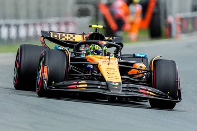 2025-08-29 F1 - Heineken Dutch GP - Free Practice 1 ZANDVOORT, NETHERLANDS - AUGUST 29: Lando Norris of McLaren competing in the Free Practice 1 during F1 - Heineken Dutch GP on August 29, 2025 in Zandvoort, Netherlands. Zandvoort Netherlands Content not available for redistribution in The Netherlands directly or indirectly through any third parties. Copyright: xAndrexWeeningx