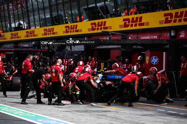 F1 - DUTCH GRAND PRIX 2025 44 HAMILTON Lewis (gbr), Scuderia Ferrari SF-25, action during the 2025 Formula 1 Heineken Dutch Grand Prix, 15th round of the 2025 FIA Formula One World Championship, WM, Weltmeisterschaft from August 29 to 31, 2025 on the Zandvoort Circuit, in Zandvoort, Netherlands - ZandvoortNetherlands  Copyright: xEricxAlonsox