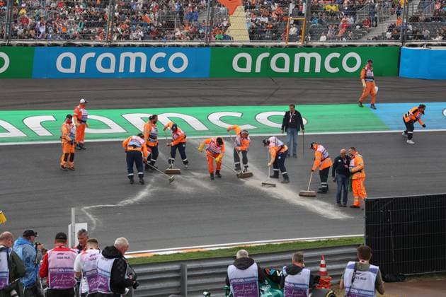 29 08 2025, Circuit Park Zandvoort, Zandvoort, FORMULA 1 HEINEKEN DUTCH GRAND PRIX 2025 , in the picture accident of Lance Stroll CAN , Aston Martin Aramco Cognizant Formula One Team Photo by Alessandro Martellotta Hasan Bratic DeFodi Images