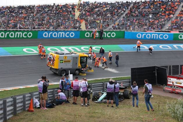 29 08 2025, Circuit Park Zandvoort, Zandvoort, FORMULA 1 HEINEKEN DUTCH GRAND PRIX 2025 , in the picture accident of Lance Stroll CAN , Aston Martin Aramco Cognizant Formula One Team Photo by Alessandro Martellotta Hasan Bratic DeFodi Images