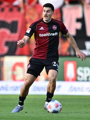 29 08 2025 Soccer Season 2025 2026 2 Soccer Bundesliga 04 Matchday 1 FC Nürnberg FCN Club SC Paderborn 07 SCP Sportfoto Zink xwoxzix DFL regulations prohibit any use of photographs as image sequences and or quasi video only for editorial use Luka Lochoshvili 24, 1 FC Nürnberg FCN Freisteller Einzelbild