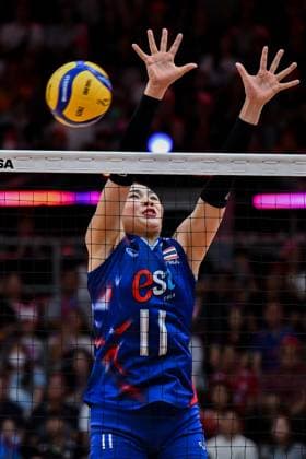 Japan v Thailand - FIVB Women’s World Volleyball Championship BANGKOK, THAILAND – AUGUST 29: Sasipapron Janthawisut (11) of Thailand in action during the FIVB Women’s World Volleyball Championship match between Japan and Thailand at Huamark Indoor Stadium in Bangkok, Thailand, on August 29, 2025. Mustafa Hatipoglu Anadolu Banghok Thailand. Editorial use only. Please get in touch for any other usage.  Copyright: x2025xAnadoluxMustafaxHatipoglux