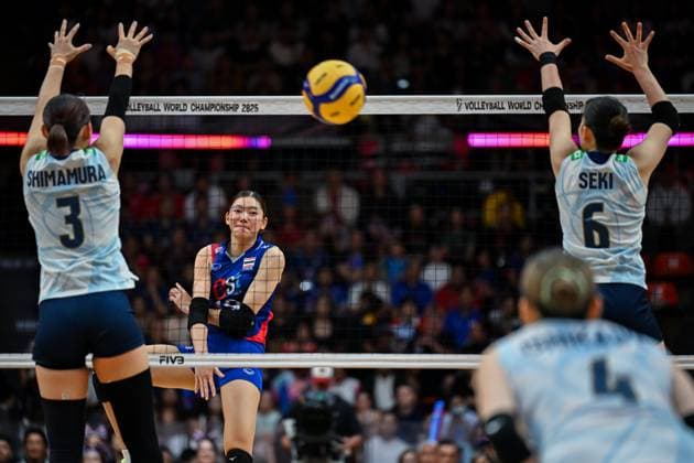 Japan v Thailand - FIVB Women’s World Volleyball Championship BANGKOK, THAILAND - AUGUST 29: Chatchu-On Moksri (19) of Thailand in action during the FIVB Women’s World Volleyball Championship match between Japan and Thailand at Huamark Indoor Stadium in Bangkok, Thailand, on August 29, 2025. Mustafa Hatipoglu Anadolu Banghok Thailand. Editorial use only. Please get in touch for any other usage.  Copyright: x2025xAnadoluxMustafaxHatipoglux