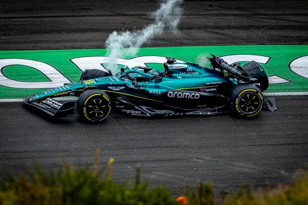 Formule 1 driver Lance Stroll of Aston Martin crashes with his car during the match Formula 1 Zandvoort friday 2025, free practice at the Formula 1 circuit Zandvoort for the Formula One Zandvoort friday 2025 season 2025 2026 in ZANDVOORT, Netherlands on 29 august 2025, photo by Marcel van Dorst EYE4images DeFodi Images